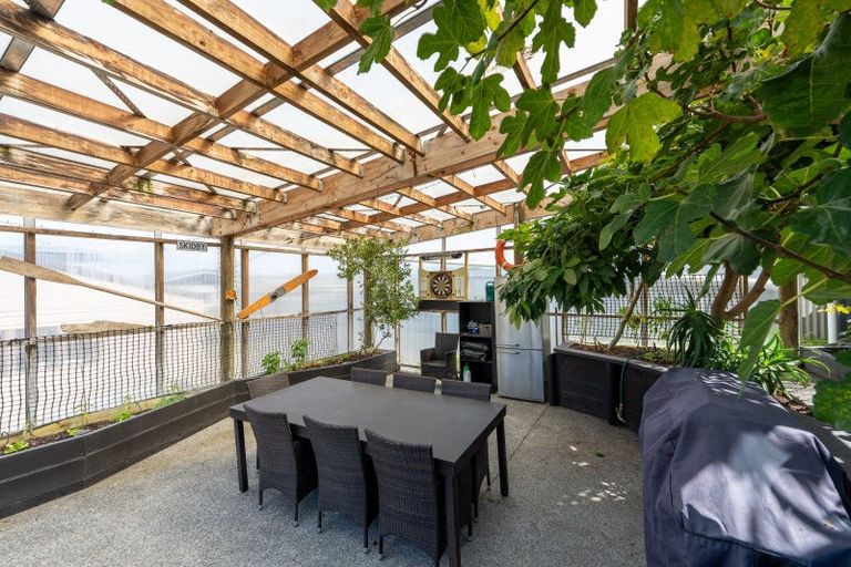 Photo of property in 8 Roore Street, Foxton Beach, Foxton, 4815