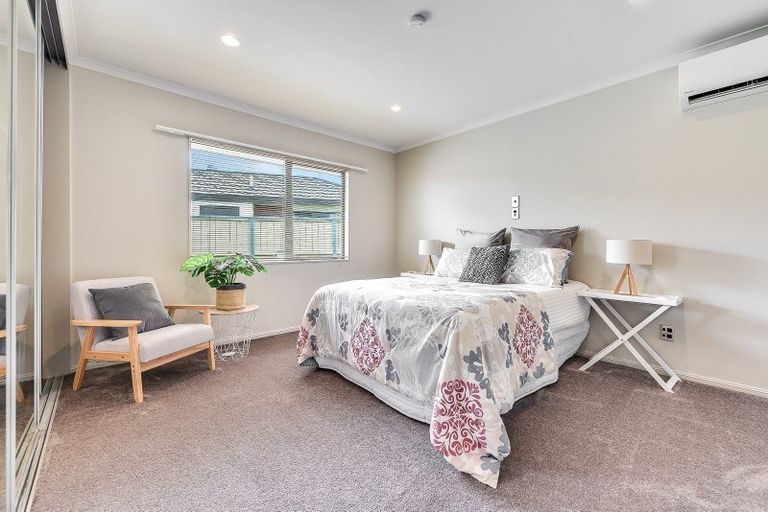 Photo of property in 52 Diomede Glade, Flagstaff, Hamilton, 3210