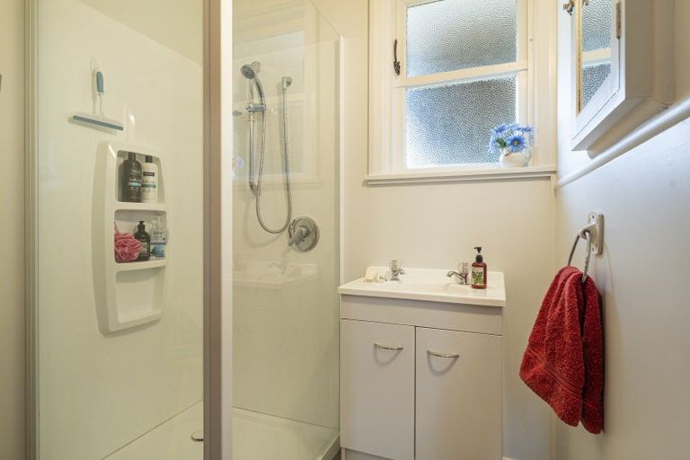 Photo of property in 64 Inniscort Street, Cromwell, 9310