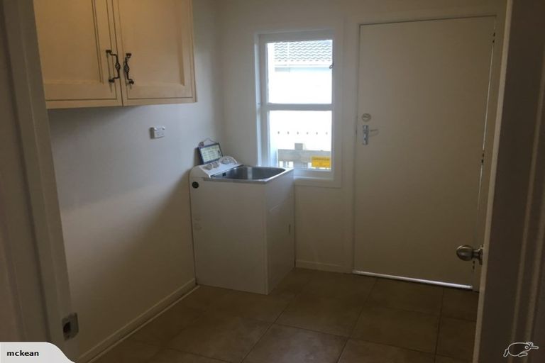 Photo of property in 46 Tairere Crescent, Rosehill, Papakura, 2113