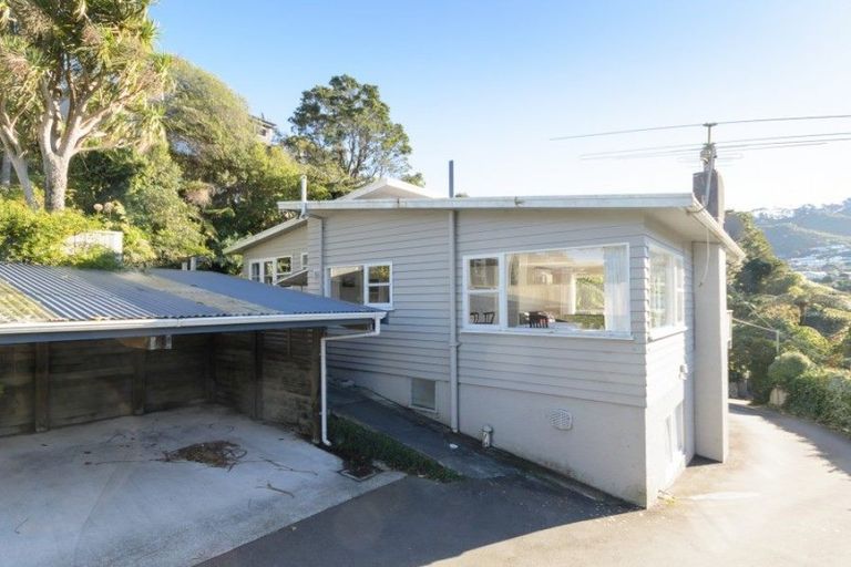 Photo of property in 26a Delhi Crescent, Khandallah, Wellington, 6035