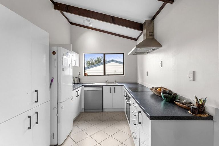 Photo of property in 10 Taksan Place, Pukete, Hamilton, 3200