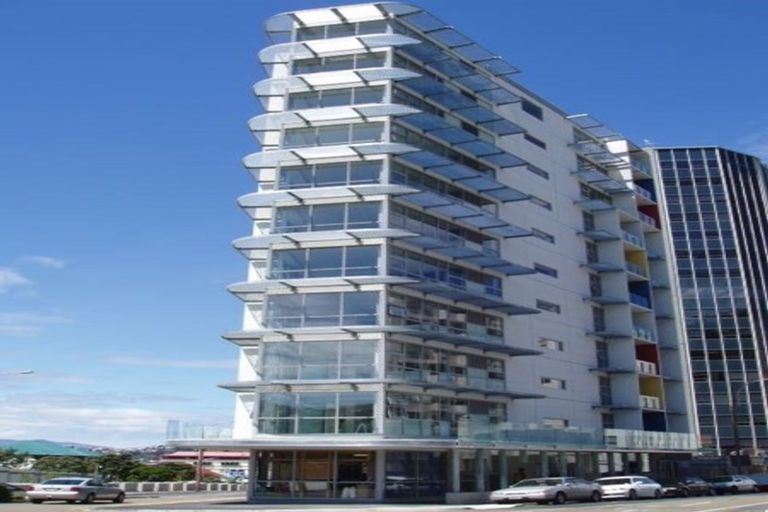 Photo of property in Summit Apartments, 8/184 Molesworth Street, Thorndon, Wellington, 6011