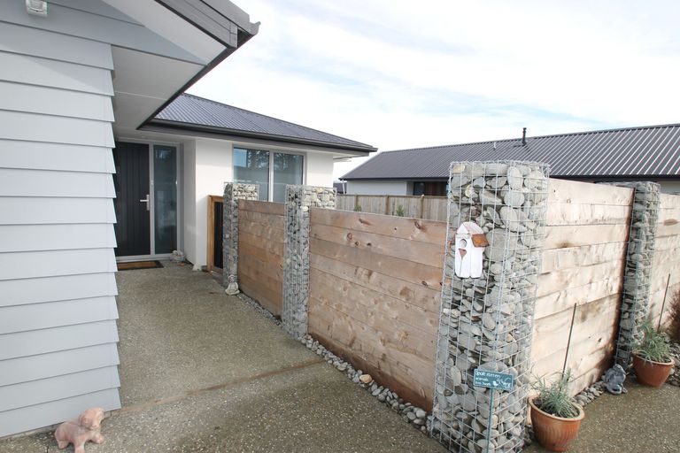 Photo of property in 107 Wingatui Road, Mosgiel, 9024