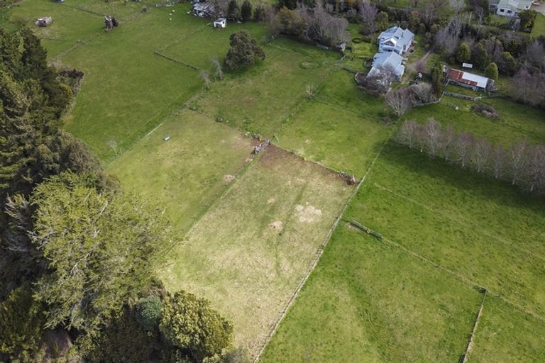 Photo of property in 71 Stanly Street, Eketahuna, 4900