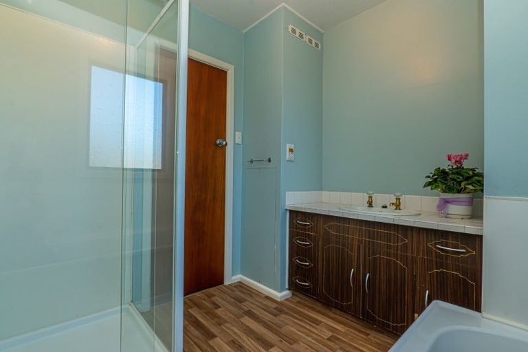 Photo of property in 10 Masham Road, Broomfield, Christchurch, 8042