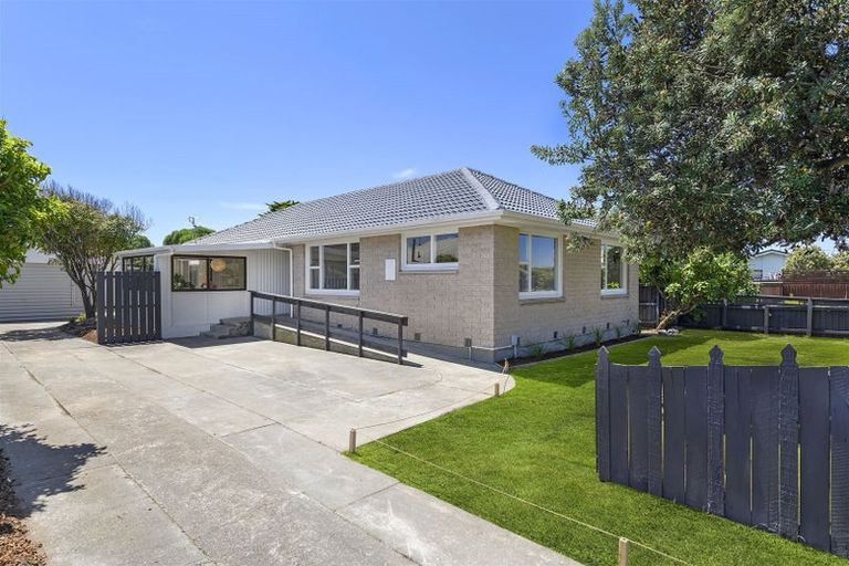 Photo of property in 25 Pandora Street, North New Brighton, Christchurch, 8083