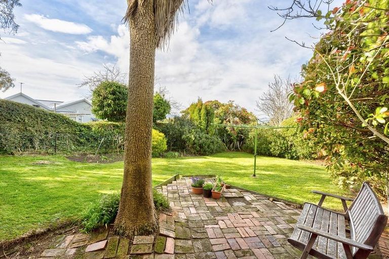 Photo of property in 55 English Avenue, Mornington, Dunedin, 9011