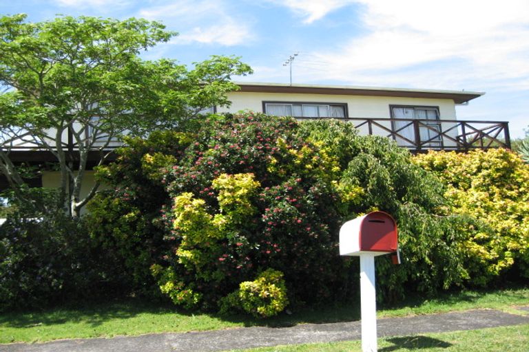 Photo of property in 138 Torkar Road, Clarks Beach, 2122