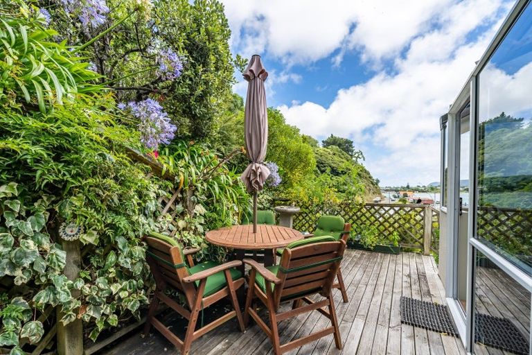 Photo of property in 88a Paremata Road, Paremata, Porirua, 5024