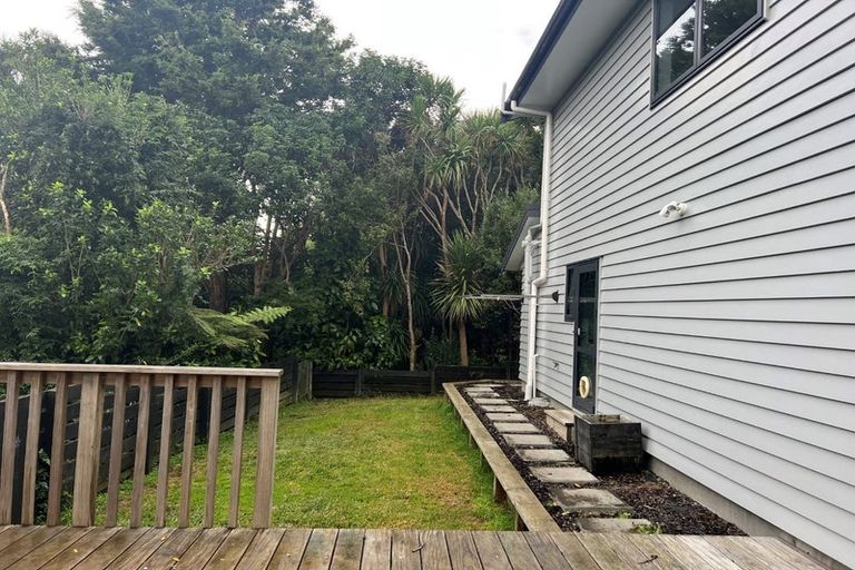 Photo of property in 85a Aeroview Drive, Beach Haven, Auckland, 0626