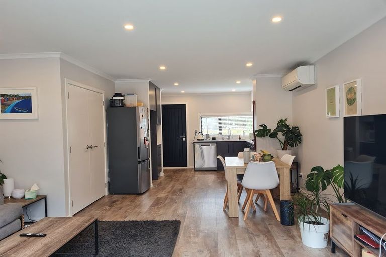 Photo of property in 30 Dahl Drive, Wallaceville, Upper Hutt, 5018