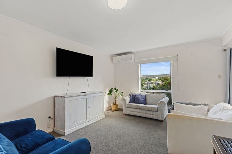 Photo of property in 18 Jonathon Street, Brookfield, Tauranga, 3110