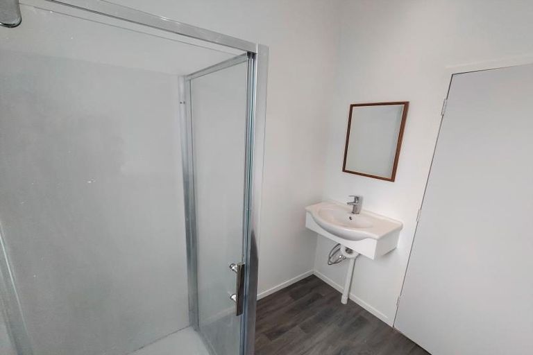 Photo of property in 1006 Tremaine Avenue, Roslyn, Palmerston North, 4414