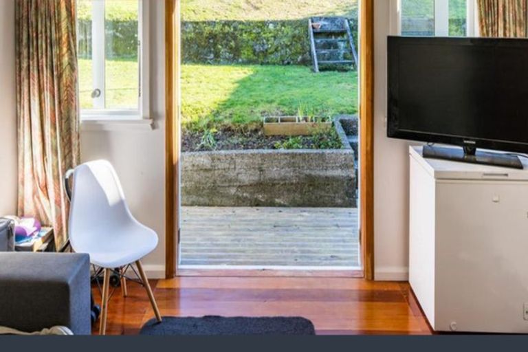 Photo of property in 7 Hauraki Street, Karori, Wellington, 6012