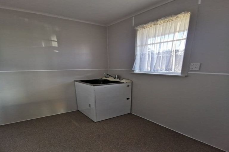 Photo of property in 100 Masters Avenue, Hillcrest, Hamilton, 3216