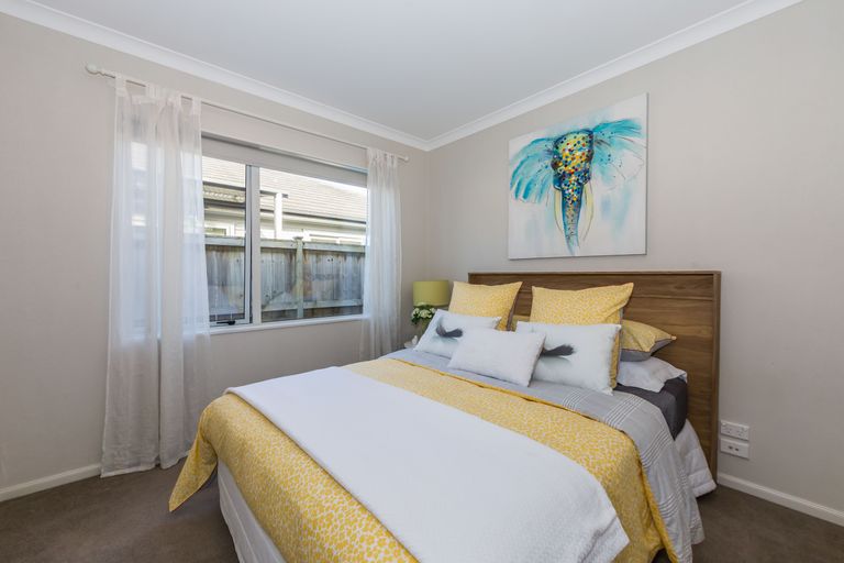 Photo of property in 6 Whares Court, Silverdale, 0932