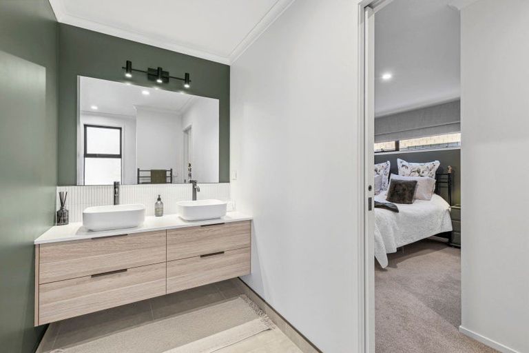 Photo of property in 77 Vogel Street, Cambridge, 3434