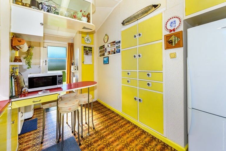 Photo of property in 36 Aorangi Road, Bryndwr, Christchurch, 8053