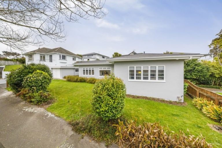 Photo of property in 34 Rainforth Street, Roslyn, Palmerston North, 4414