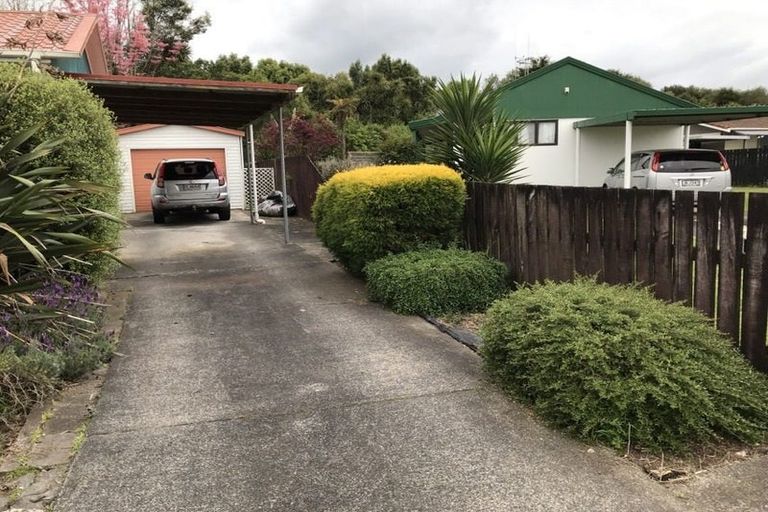Photo of property in 16 Sequoia Place, Pukete, Hamilton, 3200