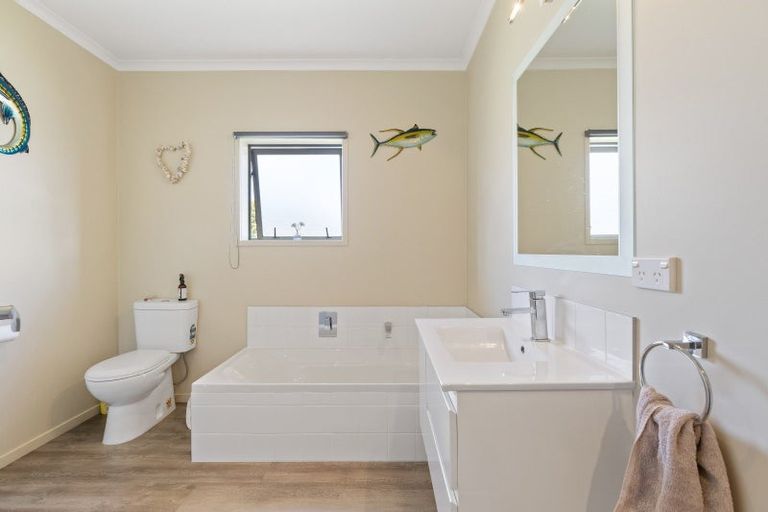 Photo of property in 24a Okoroire Street, Tirau, 3410