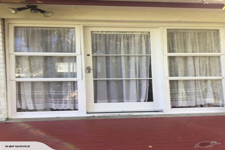 Photo of property in 2/462 Hillsborough Road, Mount Roskill, Auckland, 1041