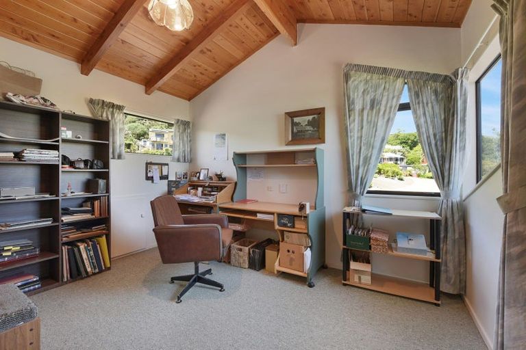 Photo of property in 2 Ruffell Place, Atawhai, Nelson, 7010