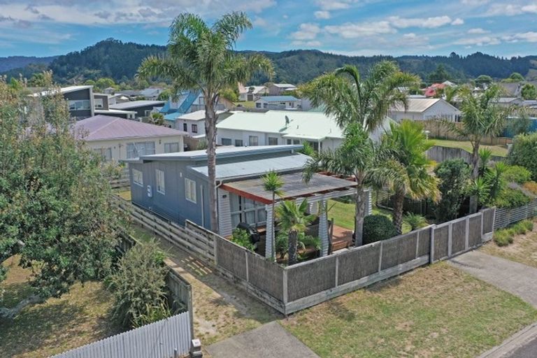 Photo of property in 223a Ocean Road, Whangamata, 3620