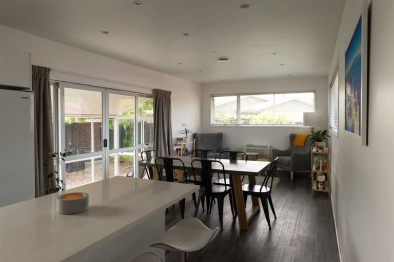 Photo of property in 210 Wairakei Road, Bryndwr, Christchurch, 8053