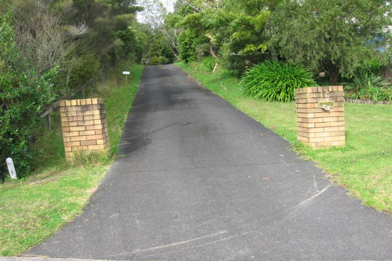 Photo of property in 15 Pounamu Avenue, Greenhithe, Auckland, 0632