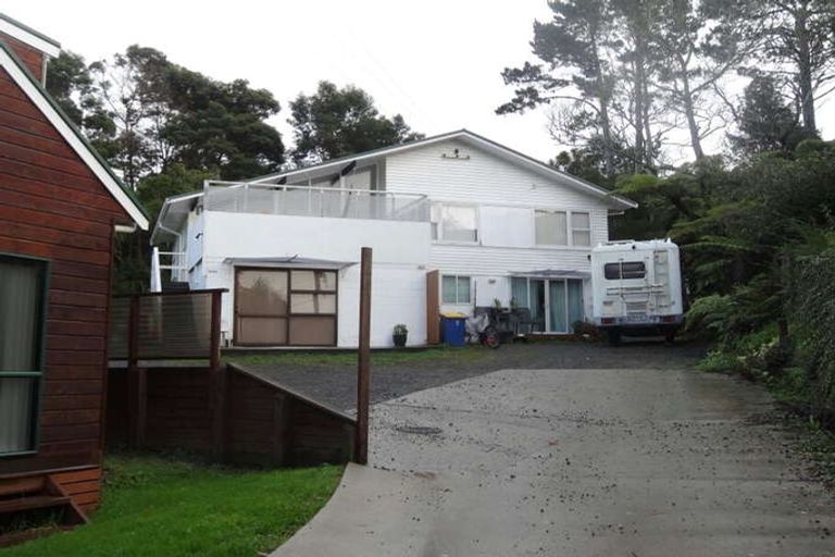 Photo of property in 662a Beach Road, Browns Bay, Auckland, 0630