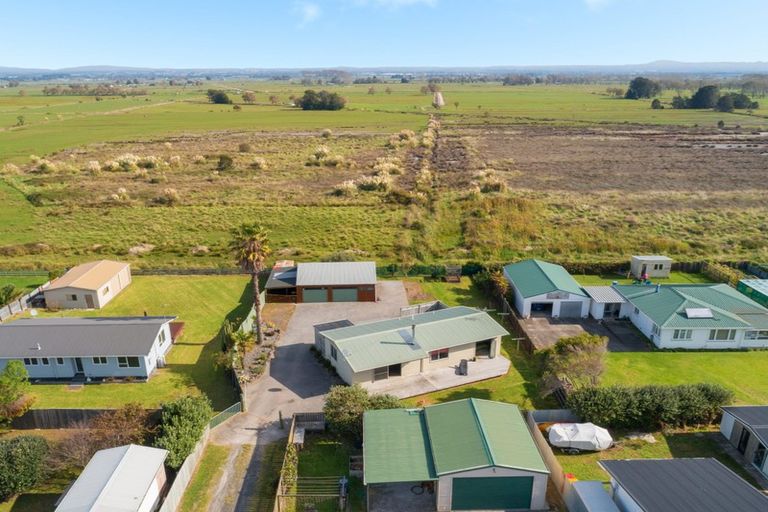 Photo of property in 254 Pukehina Parade, Pukehina, Te Puke, 3189