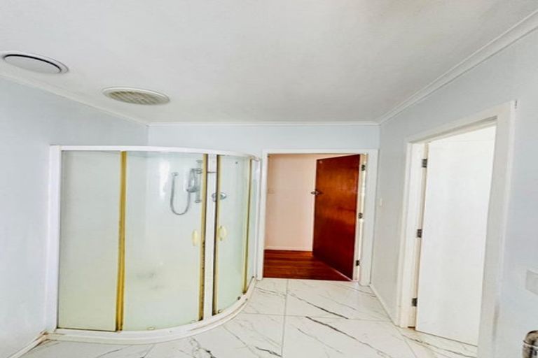 Photo of property in 47 Mckean Avenue, Manurewa, Auckland, 2102