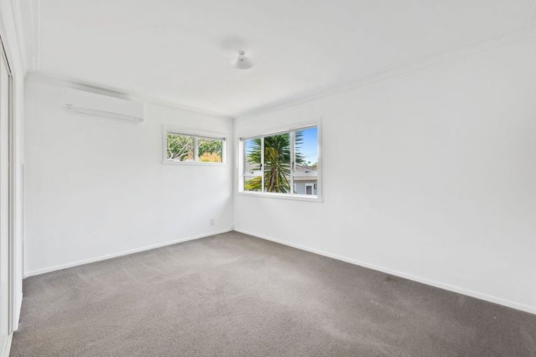 Photo of property in 21 Patons Road, Howick, Auckland, 2014