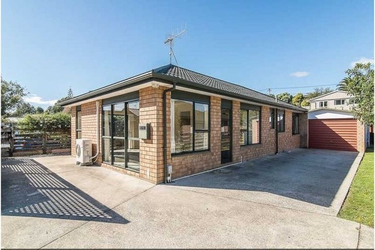 Photo of property in 64b Matatua Road, Raumati Beach, Paraparaumu, 5032