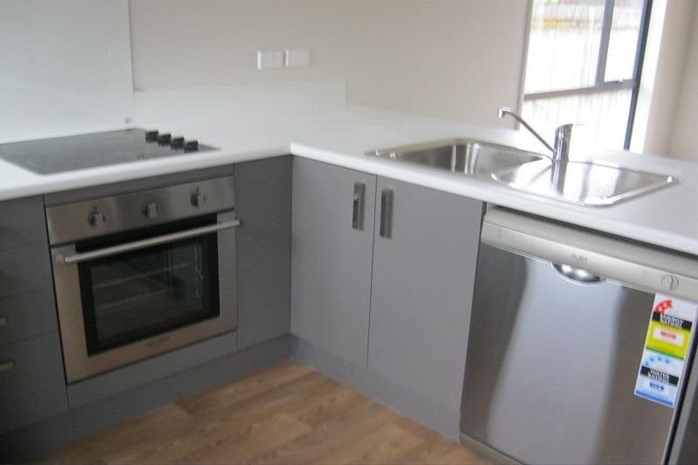 Photo of property in 35 Earlsworth Road, Mangere East, Auckland, 2024