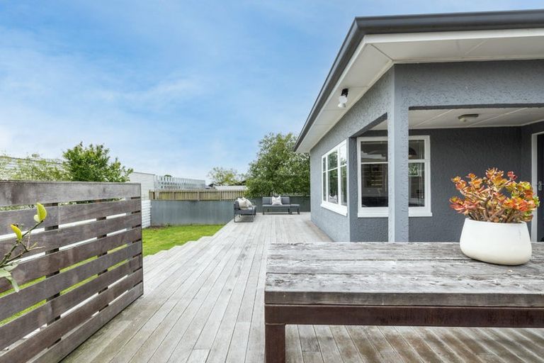 Photo of property in 47a Napier Road, Havelock North, 4130