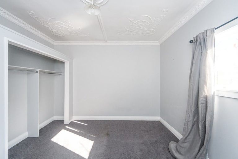 Photo of property in 51 Burns Avenue, Takaro, Palmerston North, 4412