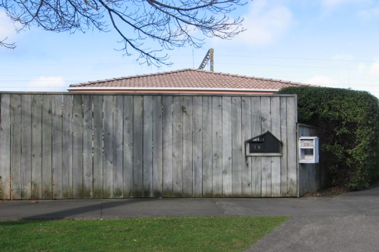 Photo of property in 84 Geraldine Crescent, Cloverlea, Palmerston North, 4412