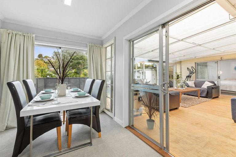 Photo of property in 38 Normanton Street, Glenfield, Auckland, 0629