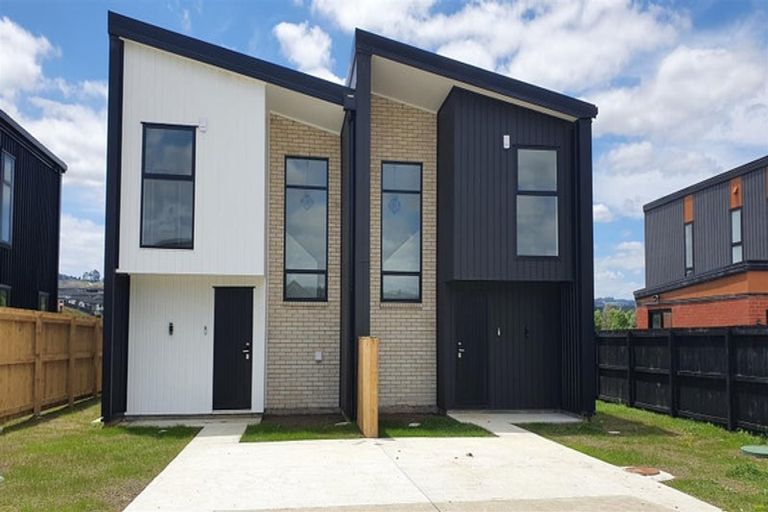 Photo of property in 21 Waikaha Street, Pokeno, 2472