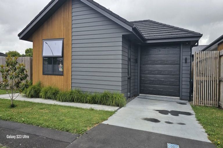 Photo of property in 2/67 Saint Andrews Terrace, Saint Andrews, Hamilton, 3200