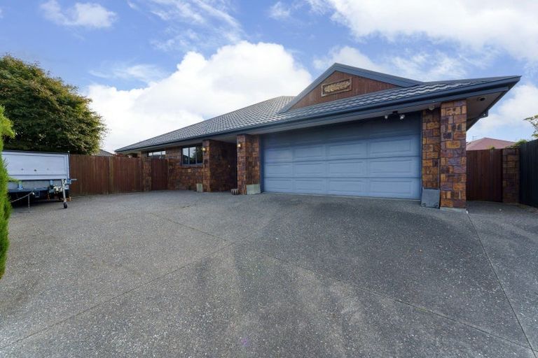 Photo of property in 5 Hideaway Gate, Parklands, Christchurch, 8083