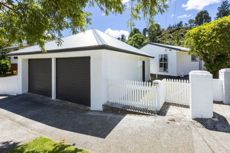 Photo of property in 67 Kamahi Street, Stokes Valley, Lower Hutt, 5019