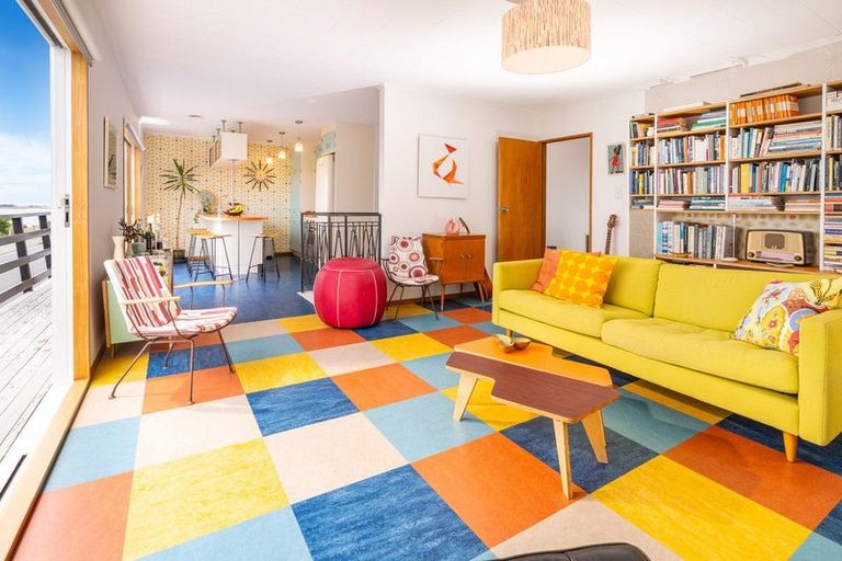 Photo of property in 158 The Esplanade, Houghton Bay, Wellington, 6023