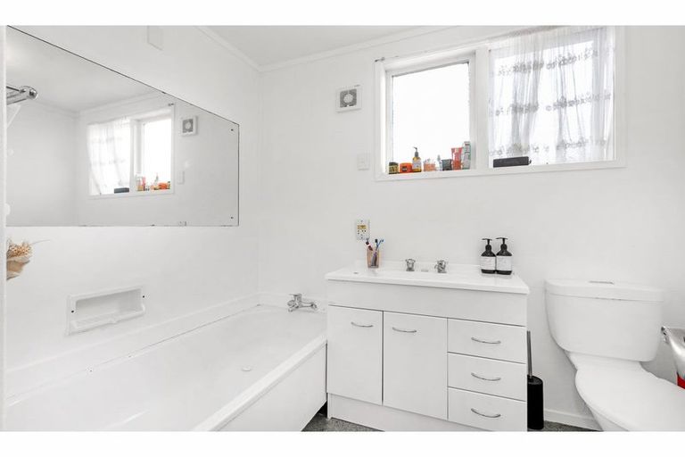 Photo of property in 70 Wainui Road, Raglan, 3225