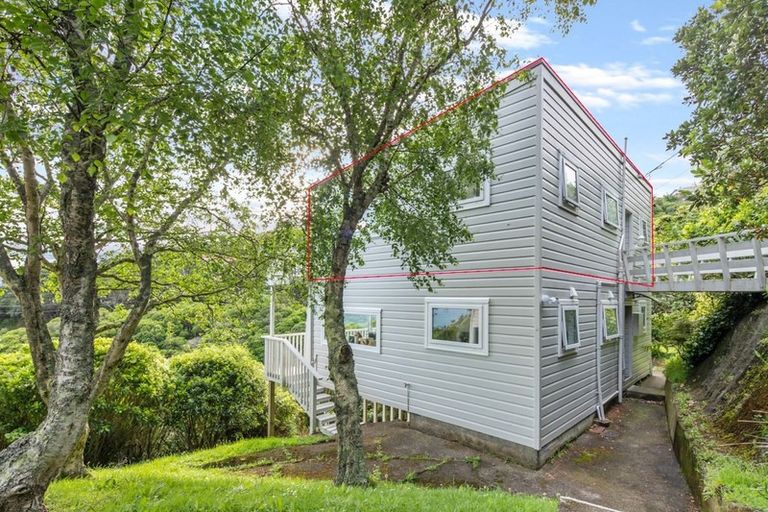 Photo of property in 1/72 Homebush Road, Khandallah, Wellington, 6035