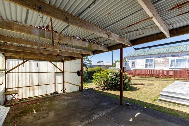 Photo of property in 14 Mcnaughton Street, Waitara, 4320