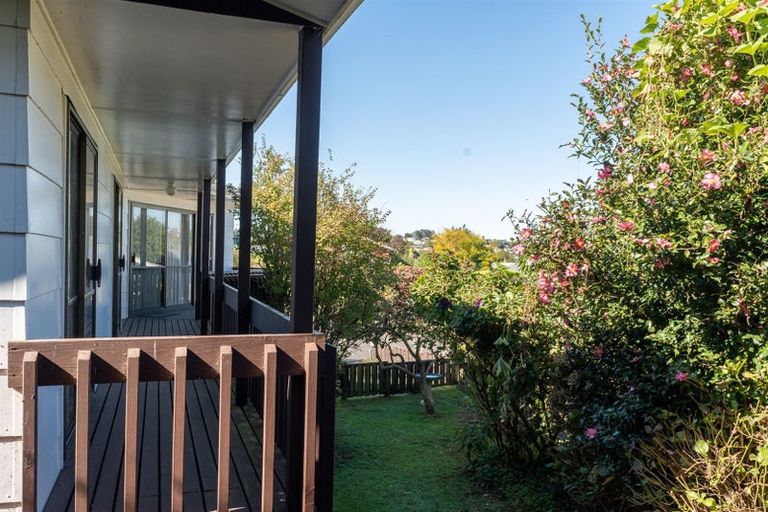 Photo of property in 8 Robyn Place, Dinsdale, Hamilton, 3204